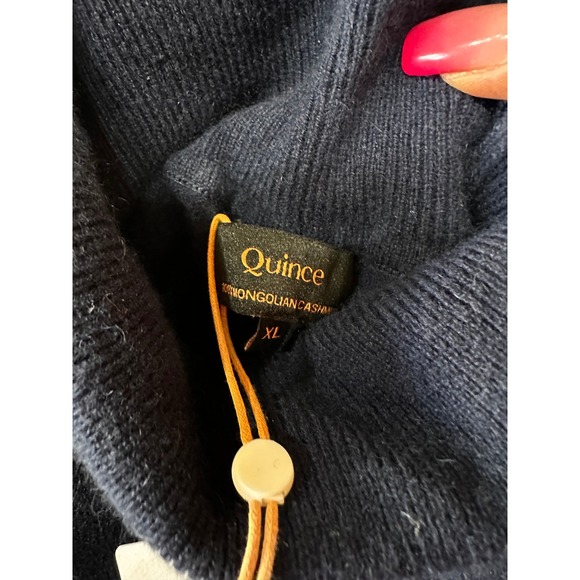 Quince NWT SZ XL True Navy Mongolian Cashmere Turtleneck Sweater   Soft Warm - Picture 6 of 12
